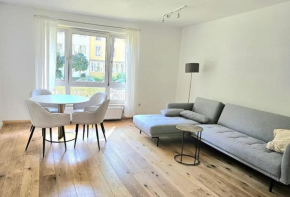 Bright, comfy flat, top location